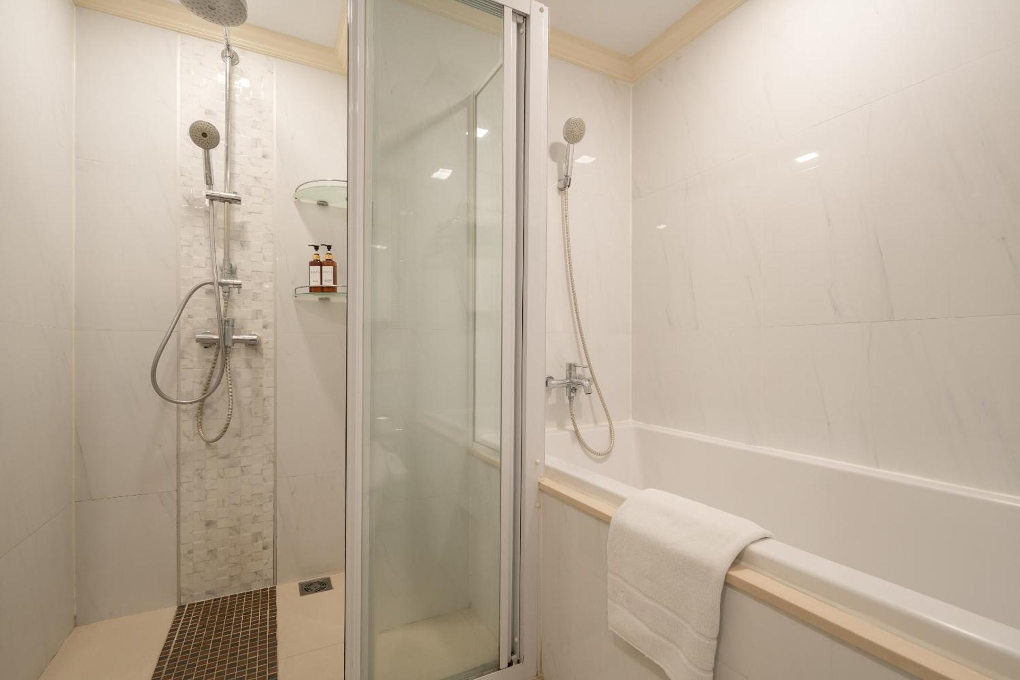 Syama Hana Executive Apartments Thonglor Bangkok Exteriör bild